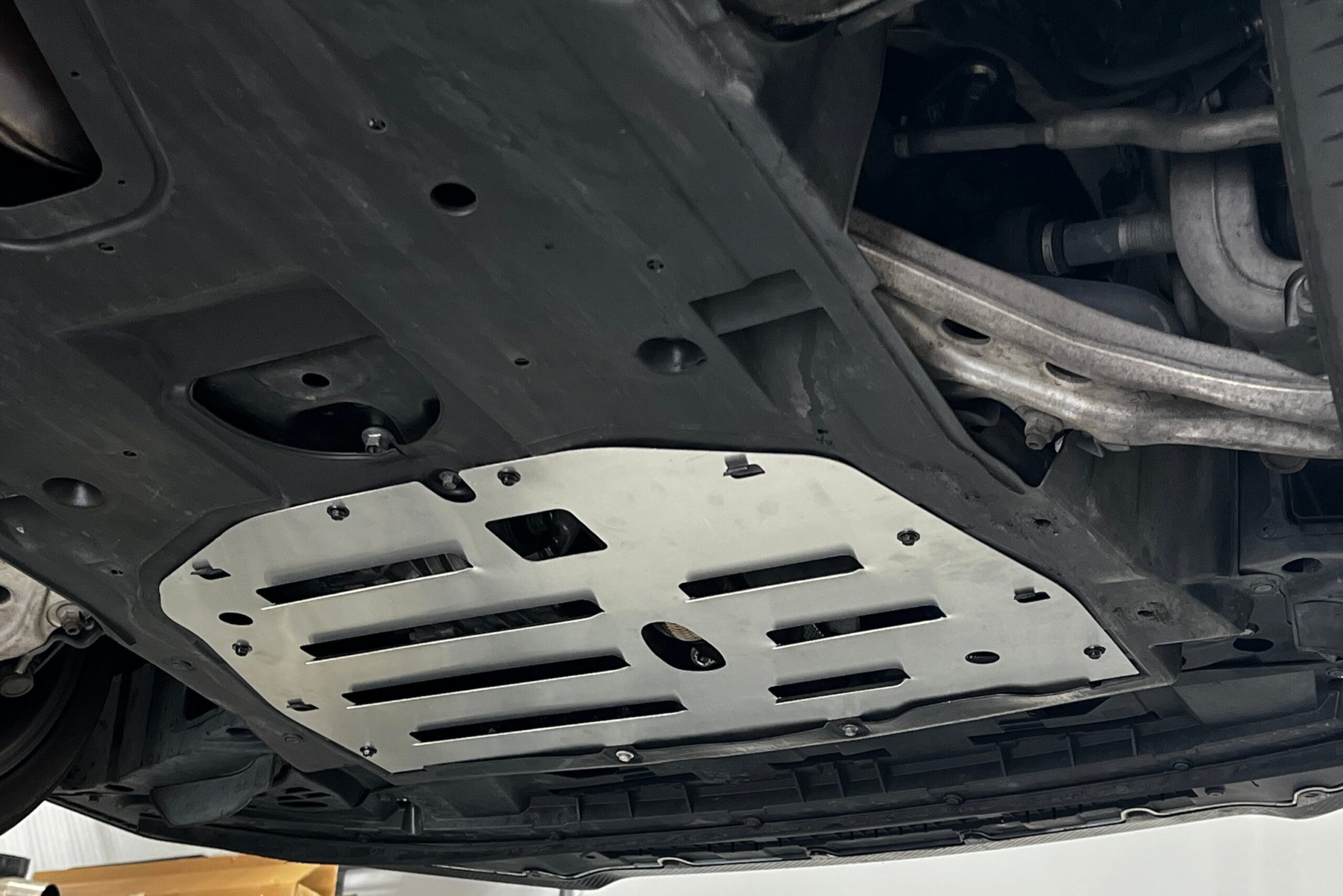Vented Engine Splash Guard Plate - 17-21 Civic Type R FK8