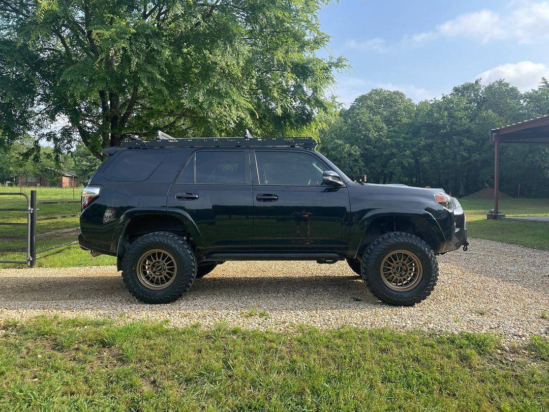 TX2 Stratos Matte Bronze 17x9