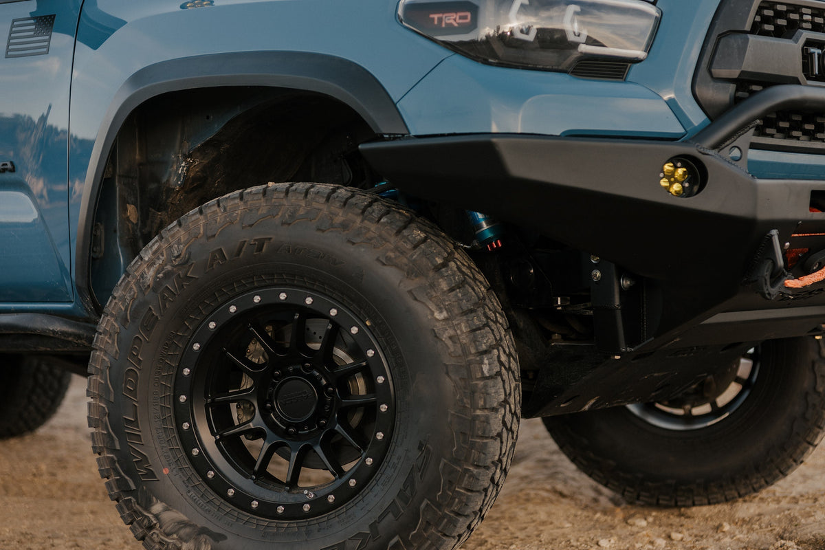 T7 Matte Black 17x9