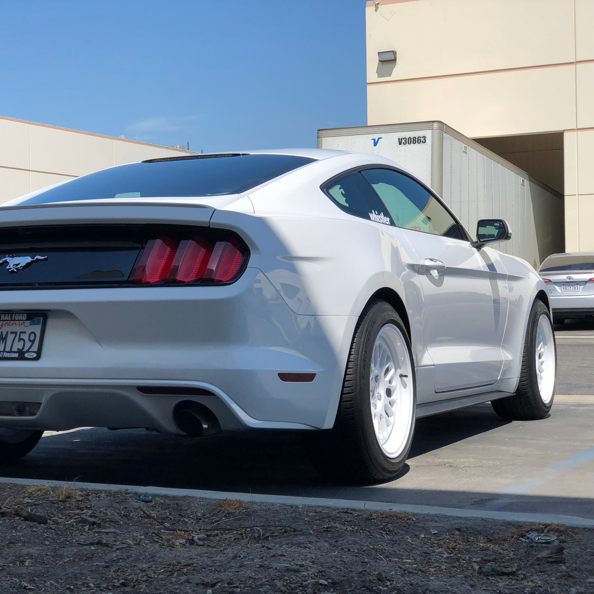 SK1 Full Gloss White