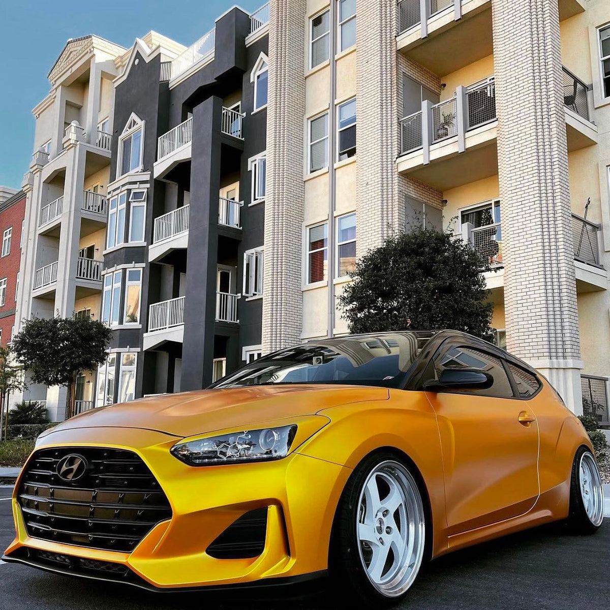 KR1 White Machined Lip