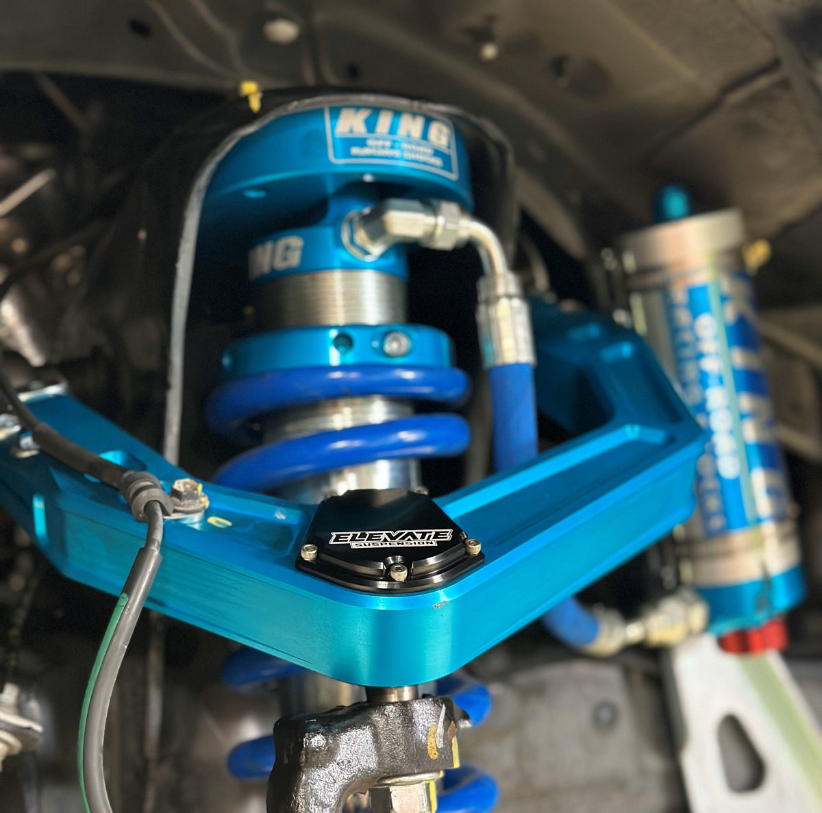 Elevate ®King Blue Billet Uniball UCA, 2003-2024 4Runner / 2003-2023 Lexus GX460 & GX470 / 2007-2014 FJ Cruiser 2/4WD